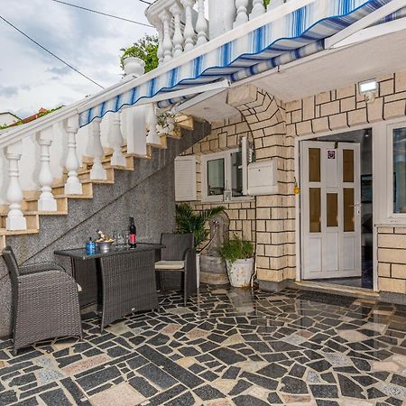 Villa Lara Кленовица Экстерьер фото